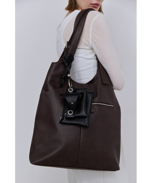 シボ革ベルトハンドルトート / A4サイズ、PC（14inch）収納可能