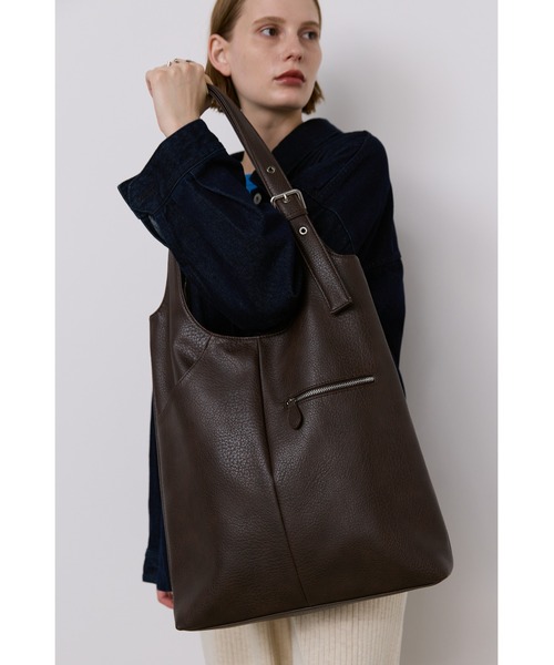 美品 Gap シボレザー 大容量 トートバッグ ブラック シボ革 A4収納可 黒 シボ革ベルトハンドルトート / A4サイズ、PC（14inch）収納可能