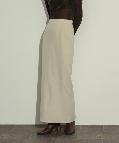 NEUNA（ヌナ）の「ベーシックペンシルスカート（スカート・レディース・ホワイト/アイボリー/ブラック・0/1/3/2）」の3枚目の写真