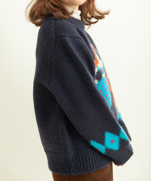 CHILD WOMAN(チャイルドウーマン)の「3/1Wool ダンシングインターシャプルオーバー(ニット/セーター・レディース・アイボリー/ネイビー・FREE)」の9枚目の写真