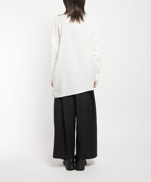 gomme（ゴム）の「C/Wビエラ　ドレープブラウス（シャツ/ブラウス・レディース・ブラック/ホワイト・MEDIUM）」の3枚目の写真