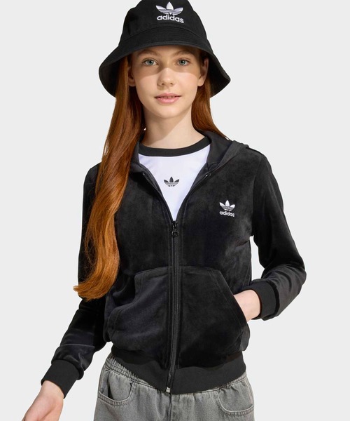 adidas（アディダス）の「ベロア ジップ パーカー / アディダス