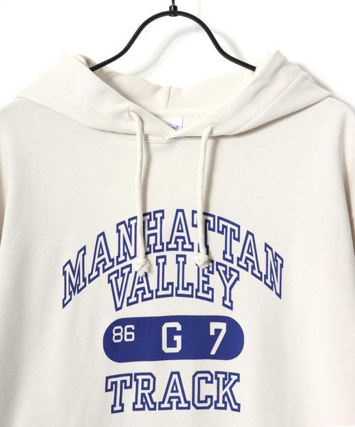 Champion（チャンピオン）の「Champion/チャンピオン コットンUSA 裏毛 カレッジロゴ スウェット パーカー/レディース メンズ（パーカー・メンズ・スミクロ/ホワイト系その他/マルーン/オートミール/ブルー系その他/ネイビー/ブラック系その他/ライトイエロー/グレー/オフホワイト・L/M/XL）」の18枚目の写真