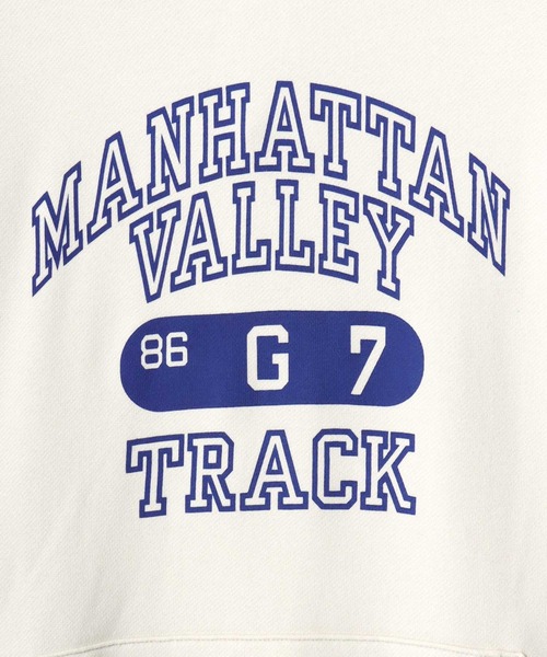 Champion（チャンピオン）の「Champion/チャンピオン コットンUSA 裏毛 カレッジロゴ スウェット パーカー/レディース メンズ（パーカー・メンズ・スミクロ/ホワイト系その他/マルーン/オートミール/ブルー系その他/ネイビー/ブラック系その他/ライトイエロー/グレー/オフホワイト・L/M/XL）」の21枚目の写真