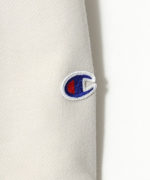 Champion（チャンピオン）の「Champion/チャンピオン コットンUSA 裏毛 カレッジロゴ スウェット パーカー/レディース メンズ（パーカー・メンズ・スミクロ/ホワイト系その他/マルーン/オートミール/ブルー系その他/ネイビー/ブラック系その他/ライトイエロー/グレー/オフホワイト・L/M/XL）」の22枚目の写真