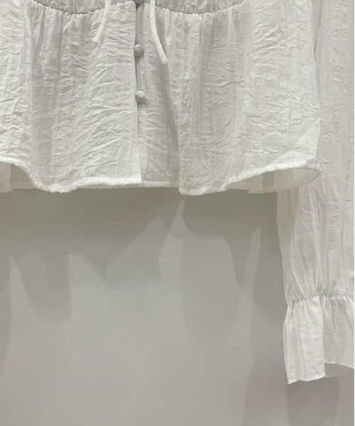 Maison Calme（メゾンカルム）の「ボリュームスリーブ ティアードリボンブラウス　愛されブラウス（シャツ/ブラウス・レディース・ブラック/ピンク/ホワイト・F）」の15枚目の写真