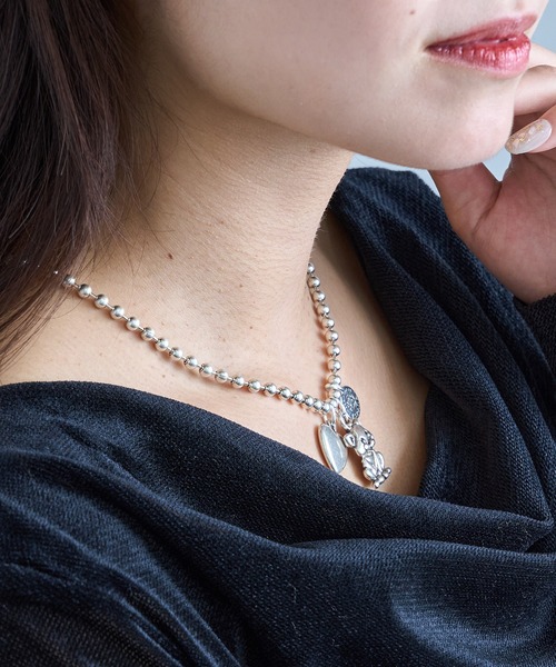 OtroAccesorio(オトロアクセソリオ)の「【OtroAccesorio】DOG CAT ANIMAL NECKLACE(ネックレス・レディース・シルバー/シルバー系1・FREE)」の3枚目の写真