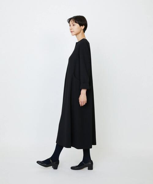 LOISIR（ロワズィール）の「【2月ベストセラーブランド内1位】エコダブルクロスキーネックワンピース（ワンピース・レディース・ブラック・38/40）」の5枚目の写真
