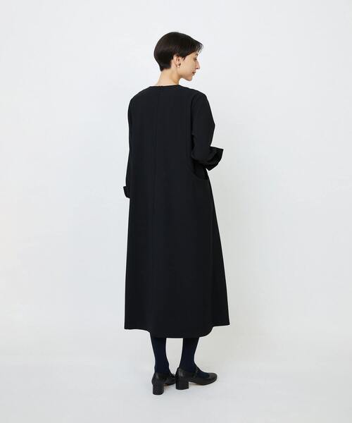 LOISIR（ロワズィール）の「【2月ベストセラーブランド内1位】エコダブルクロスキーネックワンピース（ワンピース・レディース・ブラック・38/40）」の7枚目の写真