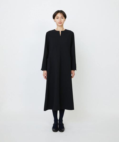 LOISIR（ロワズィール）の「【2月ベストセラーブランド内1位】エコダブルクロスキーネックワンピース（ワンピース・レディース・ブラック・38/40）」の8枚目の写真