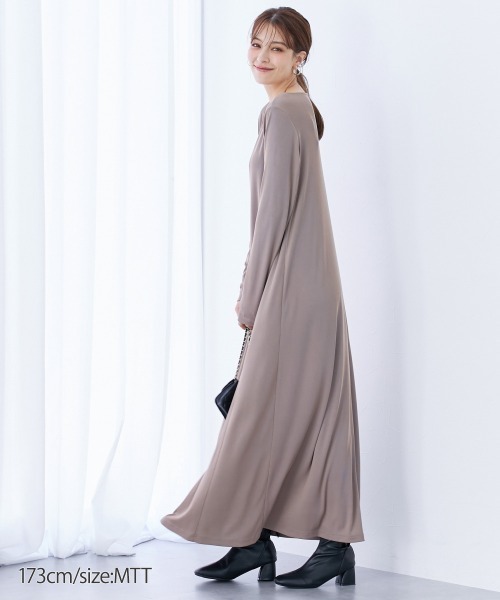 slattgir（スラットジール）の「高身長　カットソーマキシ丈ワンピース（トールサイズ）（ワンピース・レディース・グレイッシュベージュ/ブラック・TM/TL/TLL/T3L/T4L/T5L）」の6枚目の写真