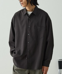 EMMA CLOTHES（エマクローズ）の「〈速乾・UVカット・イージーケア〉ウールライクファブリック コンフォートリラックスレギュラーカラーシャツ（シャツ/ブラウス）」
