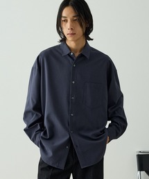 EMMA CLOTHES（エマクローズ）の「〈速乾・UVカット・イージーケア〉ウールライクファブリック コンフォートリラックスレギュラーカラーシャツ（シャツ/ブラウス）」