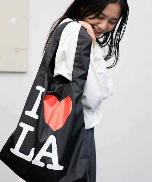 THRIFTY LOOK(スリフティールック)の「THRIFTY LOOK スリフティールック / "I LOVE LA" WATER PROOF TOTE 防水 2WAY トートバッグ グラフィック(トートバッグ・メンズ・ホワイト/ブラック・ONE SIZE)」の2枚目の写真