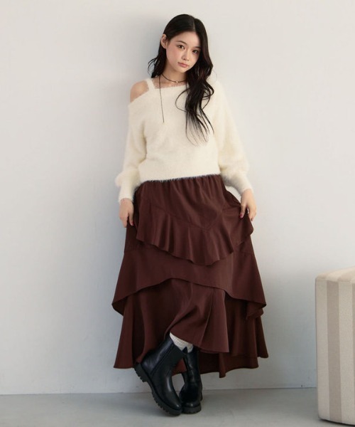 archives（アルシーヴ）の「【キラふわときめく】ラメフェザーワンショルニットプルオーバー（ニット/セーター・レディース・ブラウン/アイボリー/グレイッシュベージュ/グレー・MEDIUM）」の9枚目の写真