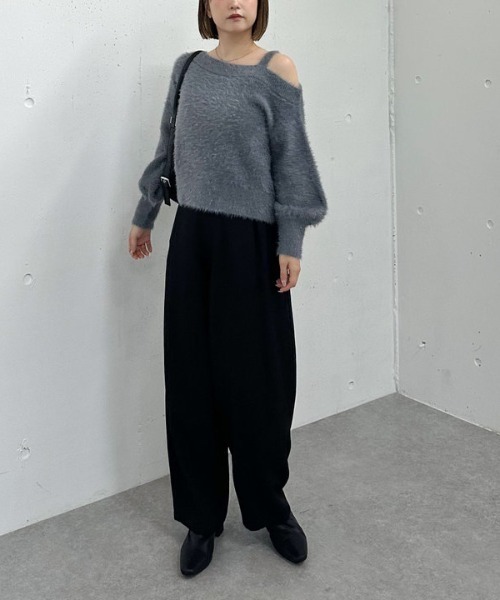 archives（アルシーヴ）の「【キラふわときめく】ラメフェザーワンショルニットプルオーバー（ニット/セーター・レディース・ブラウン/アイボリー/グレイッシュベージュ/グレー・MEDIUM）」の17枚目の写真