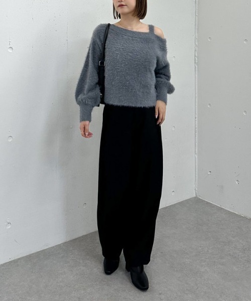 archives（アルシーヴ）の「【キラふわときめく】ラメフェザーワンショルニットプルオーバー（ニット/セーター・レディース・ブラウン/アイボリー/グレイッシュベージュ/グレー・MEDIUM）」の18枚目の写真