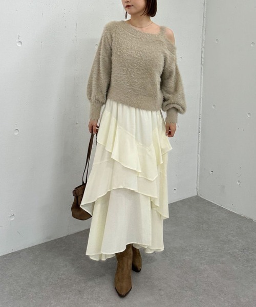 archives（アルシーヴ）の「【キラふわときめく】ラメフェザーワンショルニットプルオーバー（ニット/セーター・レディース・ブラウン/アイボリー/グレイッシュベージュ/グレー・MEDIUM）」の22枚目の写真