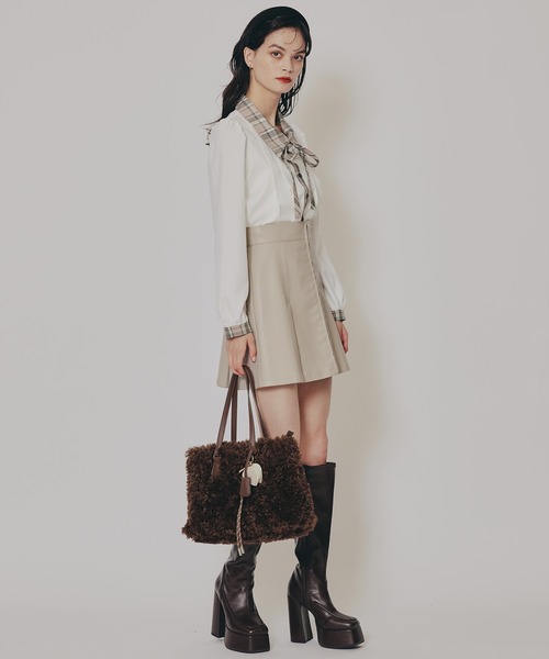 REDYAZEL（レディアゼル）の「チェックバイカラーリボンタイブラウス（シャツ/ブラウス・レディース・グレー/ベージュ/ネイビー・FREE）」の5枚目の写真