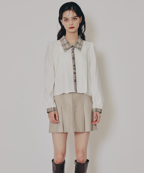 REDYAZEL（レディアゼル）の「チェックバイカラーリボンタイブラウス（シャツ/ブラウス・レディース・グレー/ベージュ/ネイビー・FREE）」の8枚目の写真