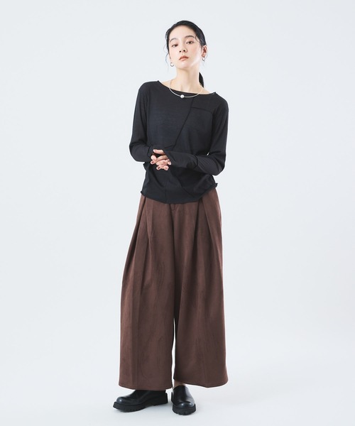 Muscat(マスカット)の「スウェードライク タックワイドパンツ(その他パンツ・レディース・ブラック/ブラウン・F)」の7枚目の写真