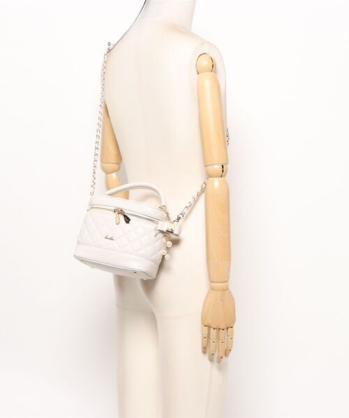 dazzlin（ダズリン）の「【dazzlin / ダズリン】 リボンチャーム付き キルティングバニティ（ショルダーバッグ・レディース・ミント/ピンク/ブラック/アイボリー・FREE）」の21枚目の写真