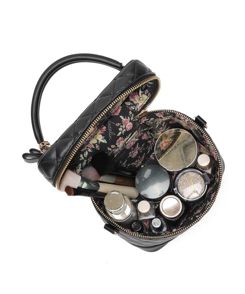 dazzlin（ダズリン）の「【dazzlin / ダズリン】 リボンチャーム付き キルティングバニティ（ショルダーバッグ・レディース・ミント/ピンク/ブラック/アイボリー・FREE）」の10枚目の写真