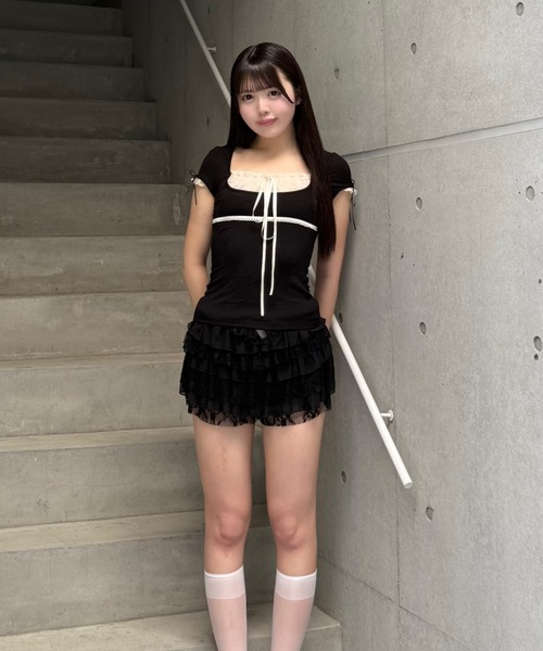 Lae(レイ)の「パフスリーブリボンブラウス(Tシャツ/カットソー・レディース・ブラック・MEDIUM)」の4枚目の写真