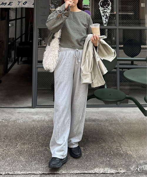 PILIT（ピリット）の「バック一オープンドロストギャザーTOPS（シャツ/ブラウス・レディース・グレー/ブラウン/グリーン・MEDIUM）」の21枚目の写真