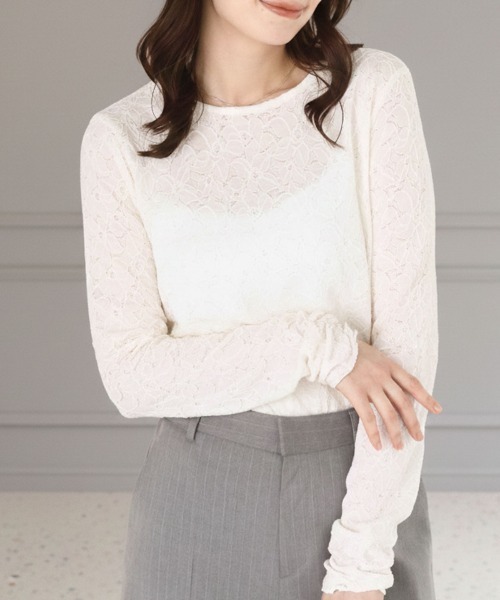 OFUON le MK(オフオンルエムケー)の「シャーリングデザインレースカットソー/洗える/WEB限定サイズあり(Tシャツ/カットソー・レディース・アイボリー/ダークグレー・36/38)」の1枚目の写真
