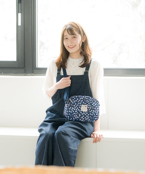 kippis(キッピス)の「kippisラウンドショルダーバッグ<撥水加工>(ショルダーバッグ・レディース・グリーン系その他/グリーン系その他2/グリーン系その他3/グレー系その他2/ブラック系その他/グレー系その他・FREE)」の11枚目の写真
