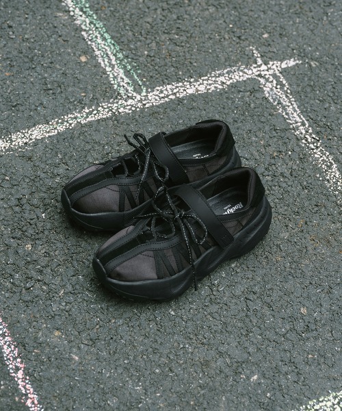 ROCKFISH WEATHERWEAR（ロックフィッシュウェザーウェア）の「PUFFIN VELCRO SNEAKERS（スニーカー・レディース・グレー/ブラック/チョコ・23.0cm/23.5cm/24.0cm/24.5cm/25.0cm）」の4枚目の写真