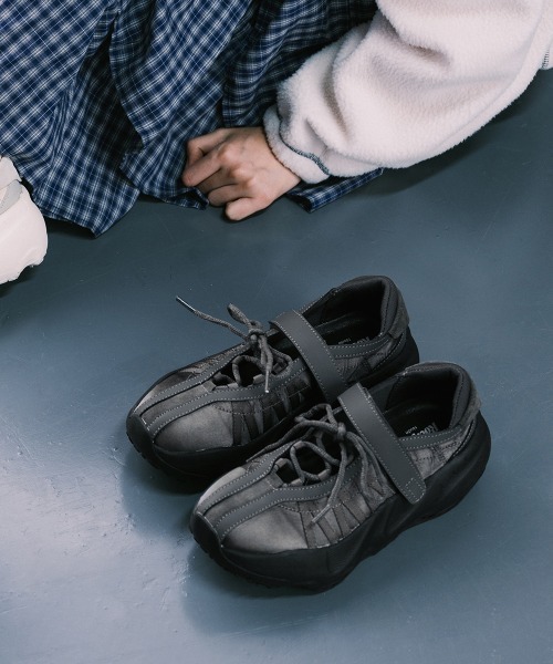 ROCKFISH WEATHERWEAR（ロックフィッシュウェザーウェア）の「PUFFIN VELCRO SNEAKERS（スニーカー・レディース・グレー/ブラック/チョコ・23.0cm/23.5cm/24.0cm/24.5cm/25.0cm）」の11枚目の写真