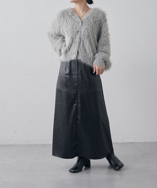 Lui's（ルイス）の「サテンレザーライクスカート（スカート・レディース・ライトグレー/ブラック・36/38）」の22枚目の写真