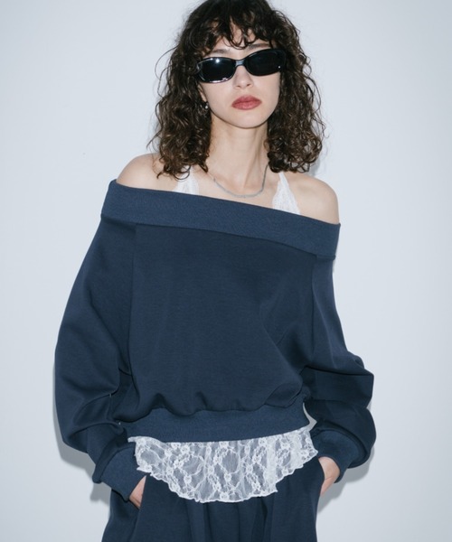 HANNE（アン）の「スウェットタッチオフショルダートップス（スウェット・レディース・ネイビー/グレー・FREE）」の2枚目の写真