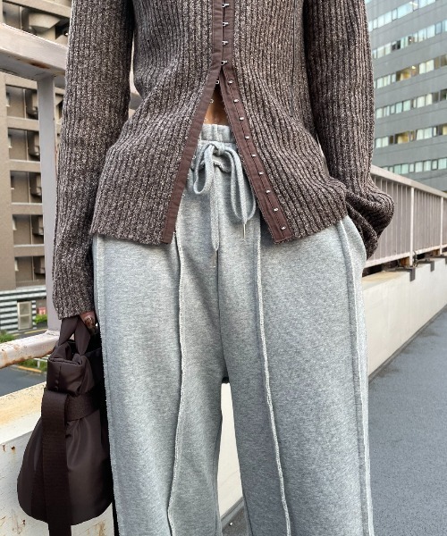 AIC.（エーアイシー）の「アウトシームスウェットパンツ（スウェットパンツ・レディース・グレー/ライトグレー/チャコールグレー・FREE）」の9枚目の写真