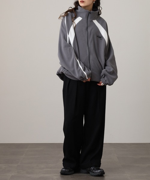 FUNALIVE(ファンアライブ)の「切替配色 ロゴ ワイド フリース ジャケット(ブルゾン・メンズ・ブラック/チャコールグレー/キャメル/アイボリー・M/LL/L)」の9枚目の写真