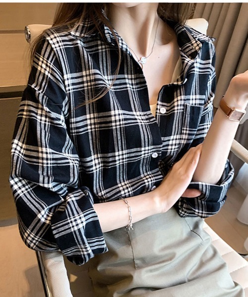 SallyLunn(サリーラン)の「オーバーフィットチェックシャツ(シャツ/ブラウス・レディース・ブラック/ホワイト・L/M)」の2枚目の写真