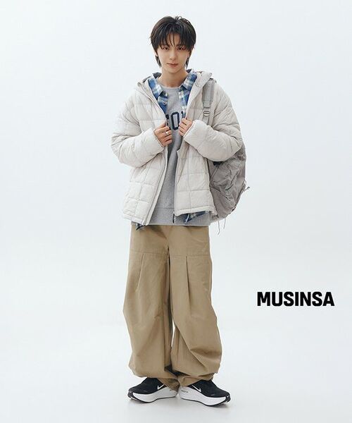 RSSC(アールエスエスシー)の「RAW CUT DENIM BACKPACK - GRAY(バックパック/リュック・レディース・その他・FREE)」の11枚目の写真