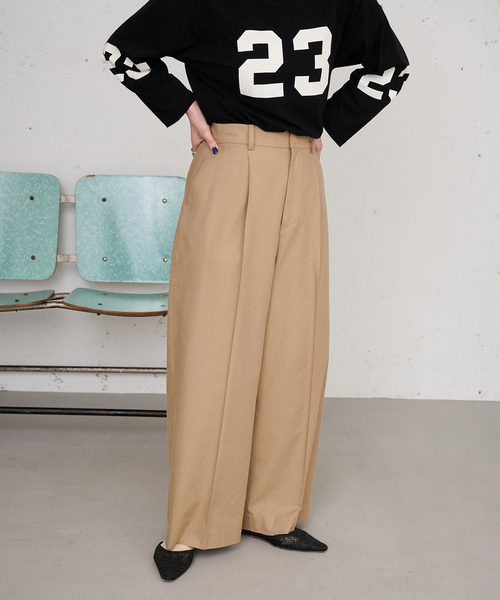 B.C STOCK（ベーセーストック）の「【ZOZO限定】手洗い可 / NEWワイドスラックス（スラックス・レディース・ブラウン/ブラック/サックスブルー・FREE）」の9枚目の写真