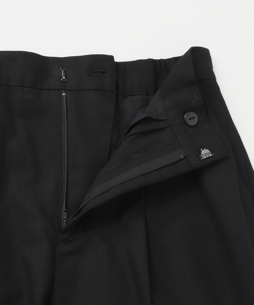 B.C STOCK（ベーセーストック）の「【ZOZO限定】手洗い可 / NEWワイドスラックス（スラックス・レディース・ブラウン/ブラック/サックスブルー・FREE）」の11枚目の写真