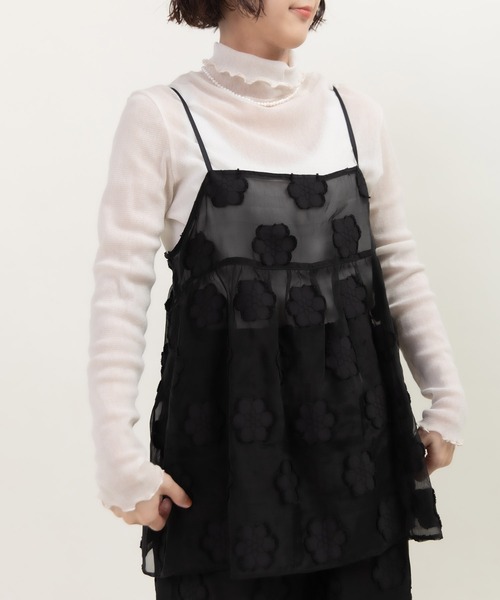 Dot＆Stripes CHILD WOMAN（ドットアンドストライプス　チャイルドウーマン）の「シアーフラワーカットジャカード キャミブラウス(セットアップ対応)（シャツ/ブラウス・レディース・ブラック・FREE）」の11枚目の写真
