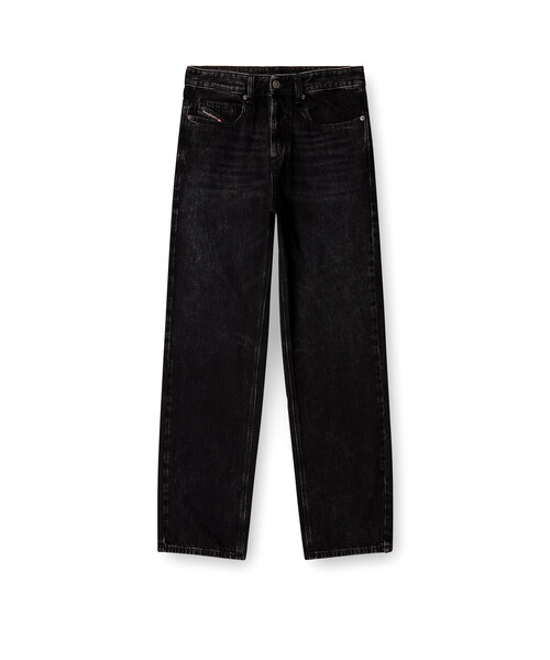 DIESEL(ディーゼル)の「メンズ リラックスフィット ブラックデニムパンツ 2001 D-MACRO L.30(デニムパンツ・メンズ・ブラック・30inch/28inch/32inch/34inch/36inch/26inch)」の5枚目の写真