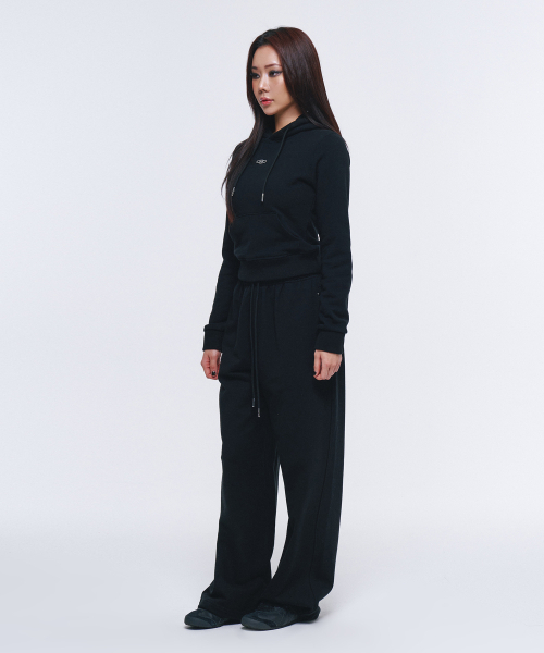 BORN TO WIN（ボーントゥウィン）の「W B PENDANT COTTON CROP HOODIE [BLACK]（パーカー・レディース・その他・1/2）」の6枚目の写真