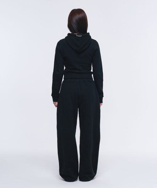 BORN TO WIN（ボーントゥウィン）の「W B PENDANT COTTON CROP HOODIE [BLACK]（パーカー・レディース・その他・1/2）」の7枚目の写真