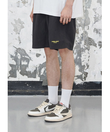 LIMELIGHT APPAREL（ライムライトアパレル）の「アパレル ライムライト ロゴ ナイロンショーツ（チャコール/ライムライト）（その他パンツ）」