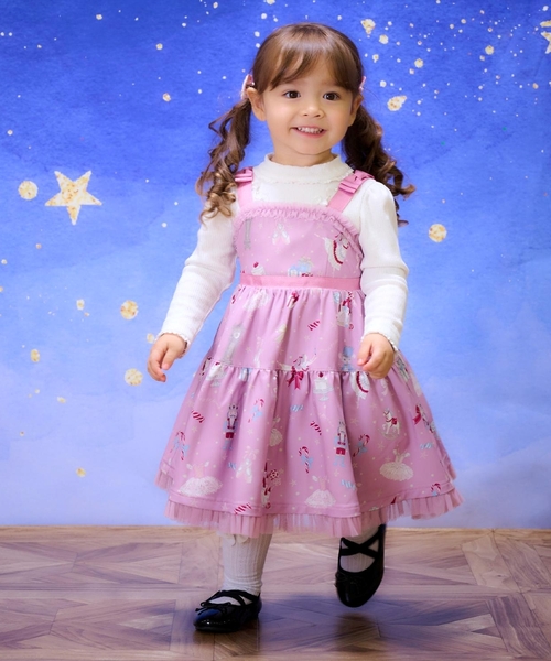 メゾピアノ新品新作タグ付きくるみ割り人形柄キャミワンピース120 セール】くるみ割り人形柄キャミワンピース（ワンピース）｜mezzo