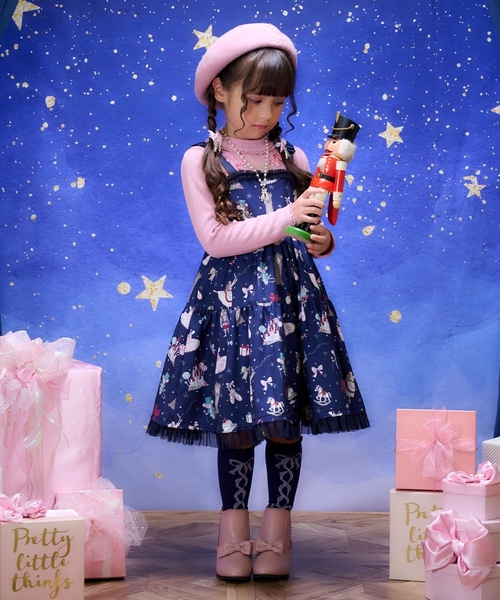 ☆*☆様 新品未使用　メゾピアノ　くるみ割り人形柄キャミワンピース　紺 110c セール】くるみ割り人形柄キャミワンピース（ワンピース）｜mezzo