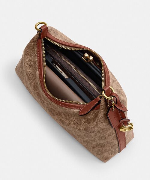 COACH（コーチ）の「ジュリエット ショルダー バッグ 25・シグネチャー キャンバス（ショルダーバッグ・レディース・ベージュ系その他・ONE）」の8枚目の写真