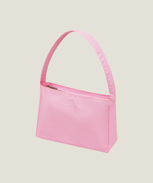MUCU AND EBONY(ムクアンドエボニー)の「Comfy Bag _ Pink(ショルダーバッグ・レディース・その他・FREE)」の3枚目の写真